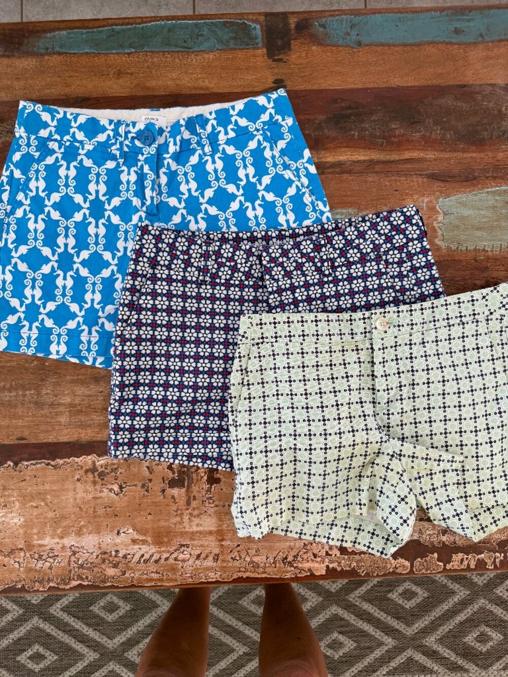 3 pack Crown & Ivy, GAP, Banana Republic Pattern Shorts Size 2